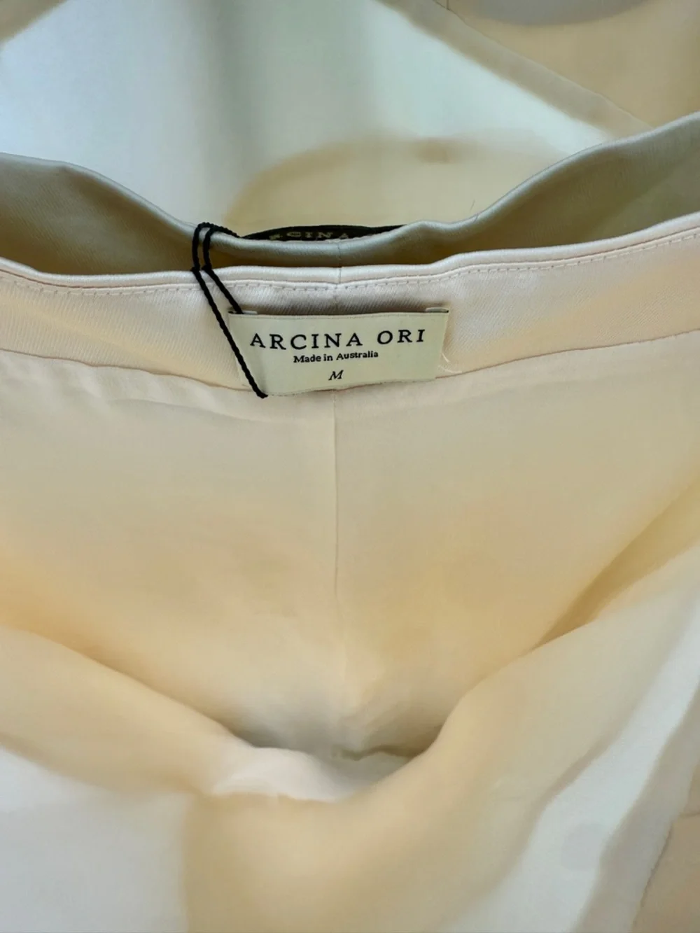 Arcina Ori Aurora Gown Ivory NWT - Picture 10 of 12